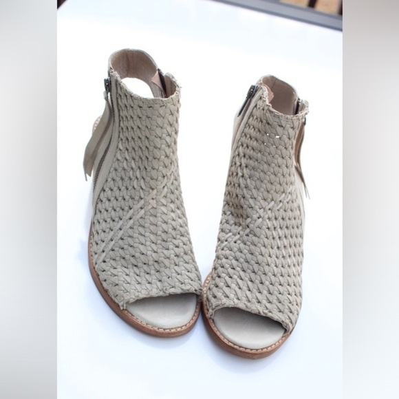 Sam Edelman peep toe booties - Picture 8 of 12